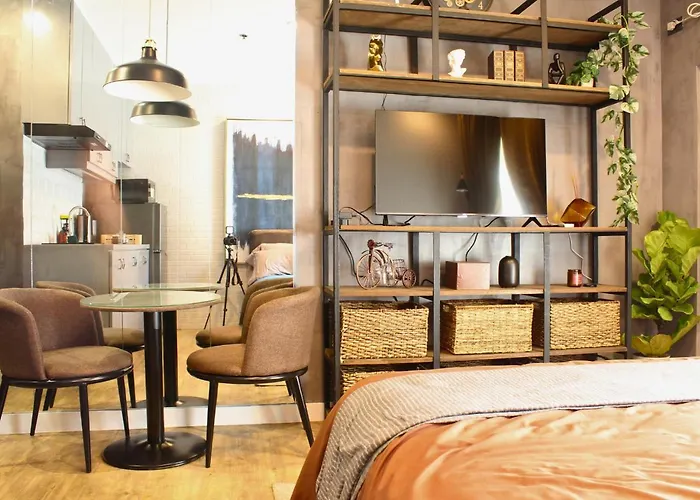 Apartment The Brass Burrow, Bel Air Soho Manila